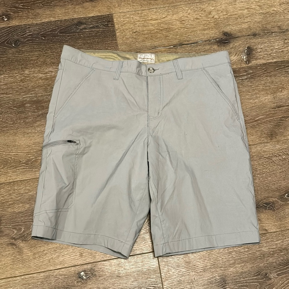 Weatherproof gray shorts 36‎